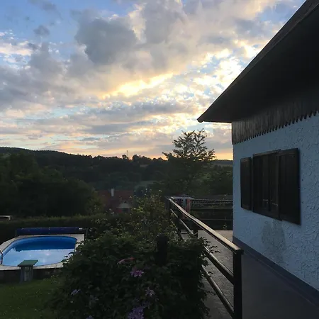 Family House With Pool In Kamenny Privoz, 30 Km From Prague, In Beautiful Nature Σπίτι διακοπών Kamenny Privoz